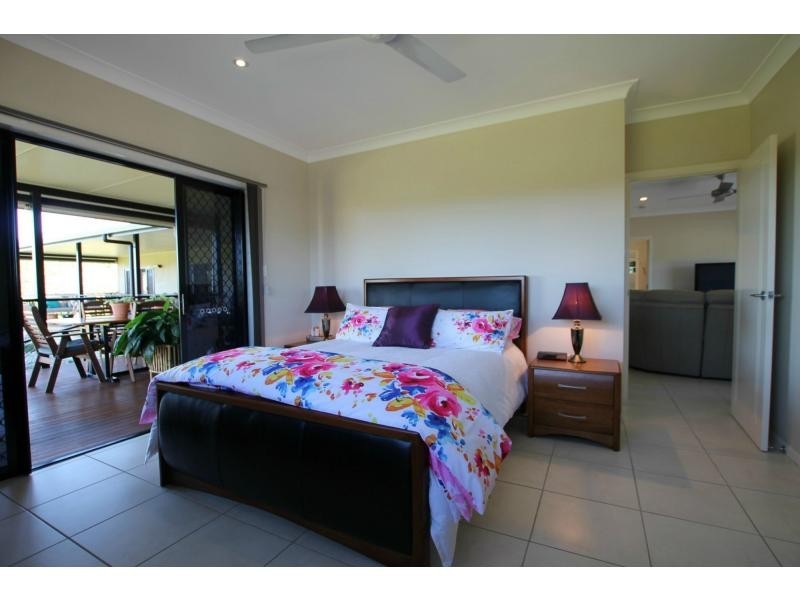 Tinaroo QLD 4872