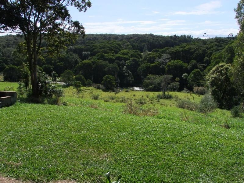 Lake Eacham QLD 4884