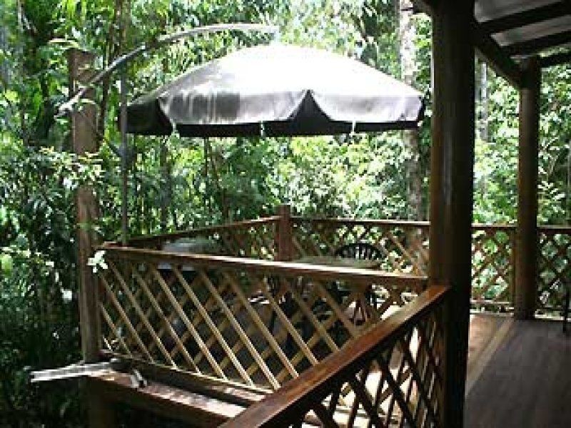 1 Eacham Close, Lake Eacham QLD 4884