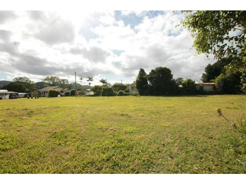 12 – 14 Peake Street, Atherton QLD 4883