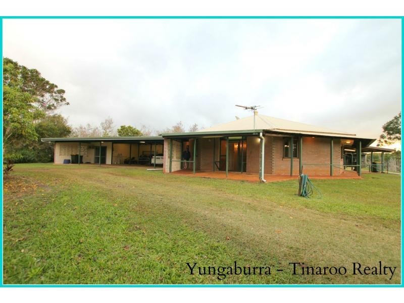 Lake Eacham QLD 4884