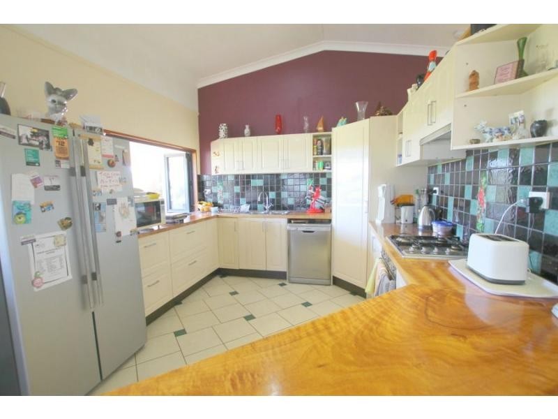 Yungaburra QLD 4884