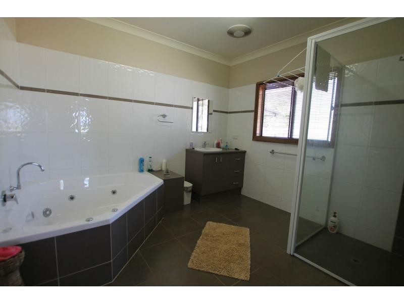 Yungaburra QLD 4884