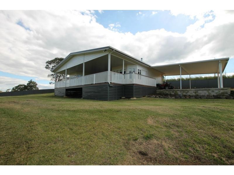 Barrine QLD 4872