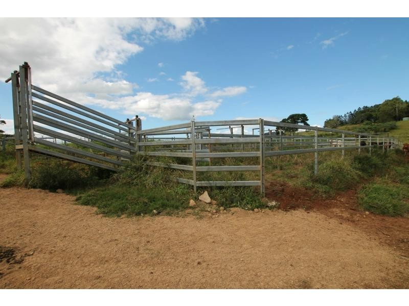 Barrine QLD 4872
