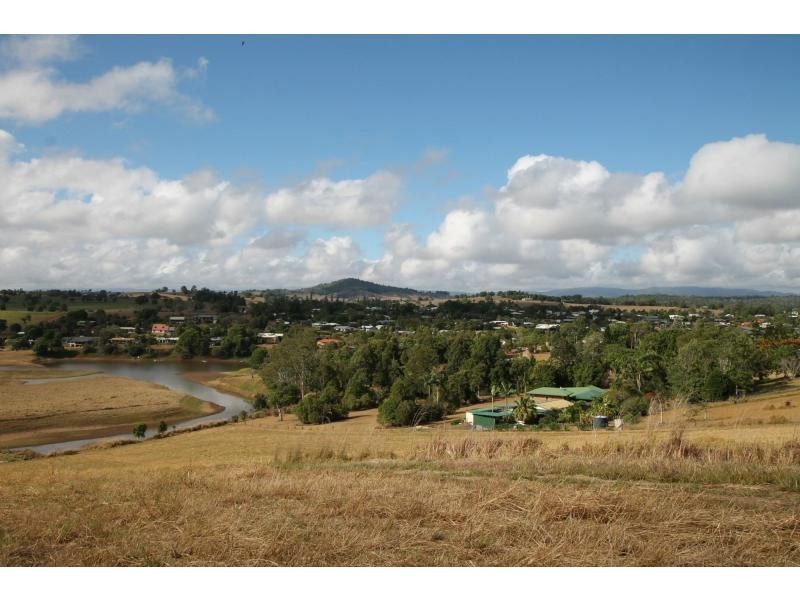 98 Fletcher Road, Yungaburra QLD 4884