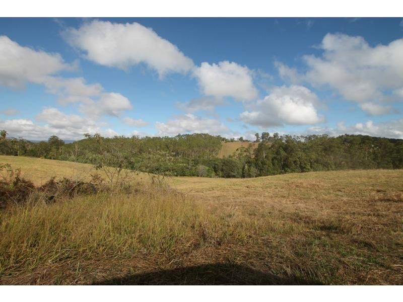 98 Fletcher Road, Yungaburra QLD 4884