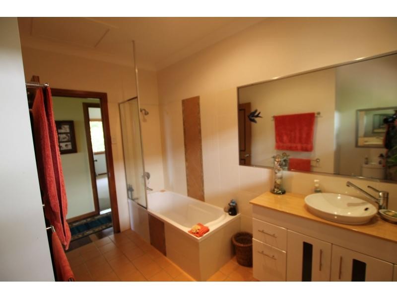 Yungaburra QLD 4884