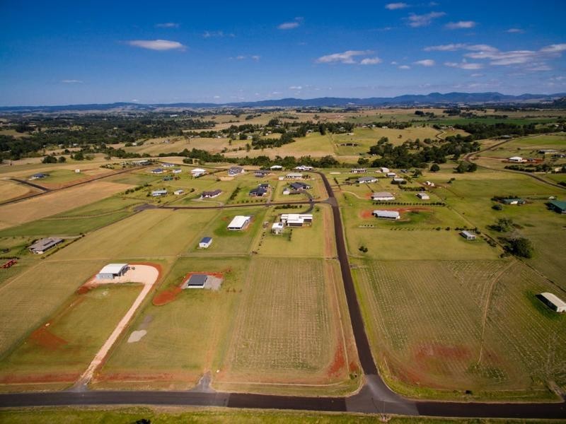 33 Jessica Road, Malanda QLD 4885