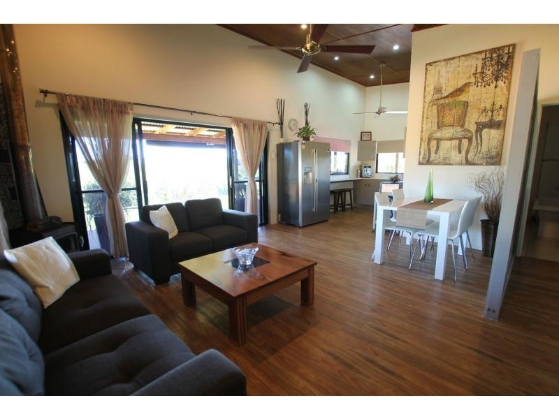 Yungaburra QLD 4884