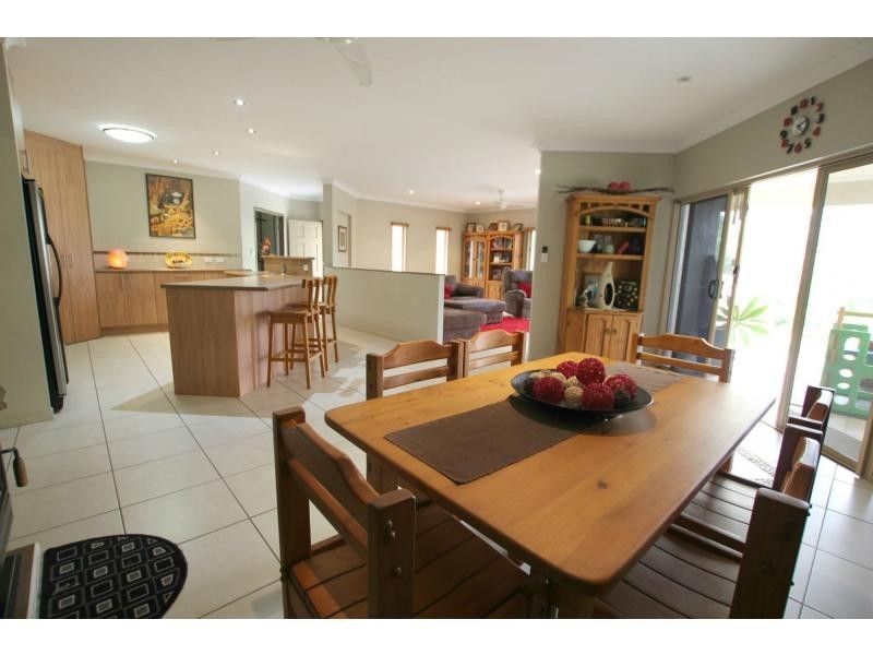 Tinaroo QLD 4872