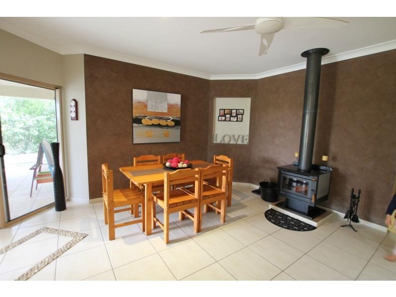 Tinaroo QLD 4872
