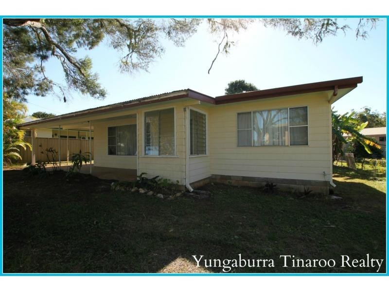 Tinaroo QLD 4872