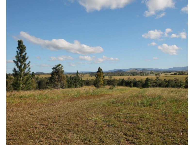 Yungaburra QLD 4884