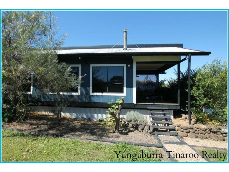 Tinaroo QLD 4872