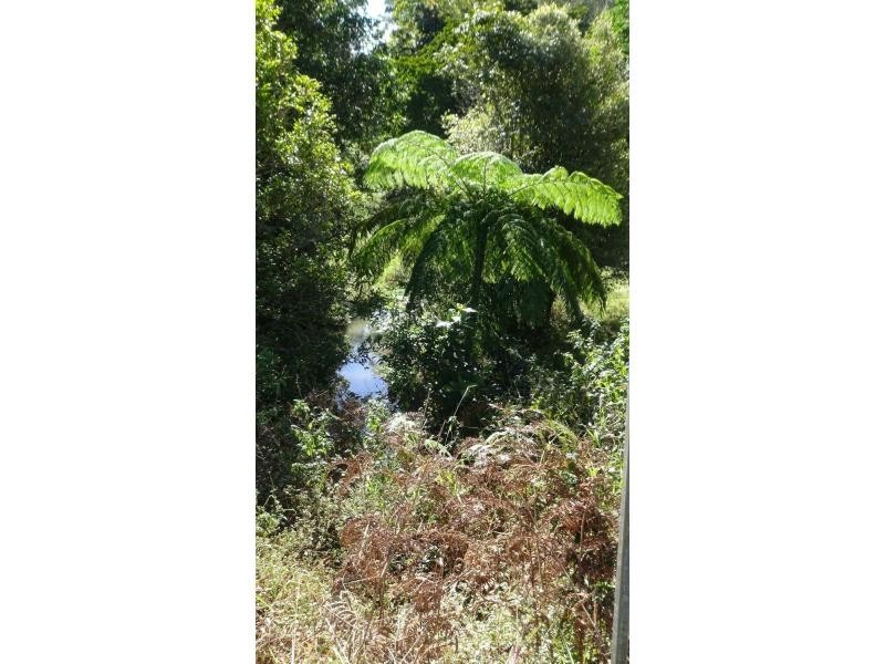 8 McLean Road, Yungaburra QLD 4884