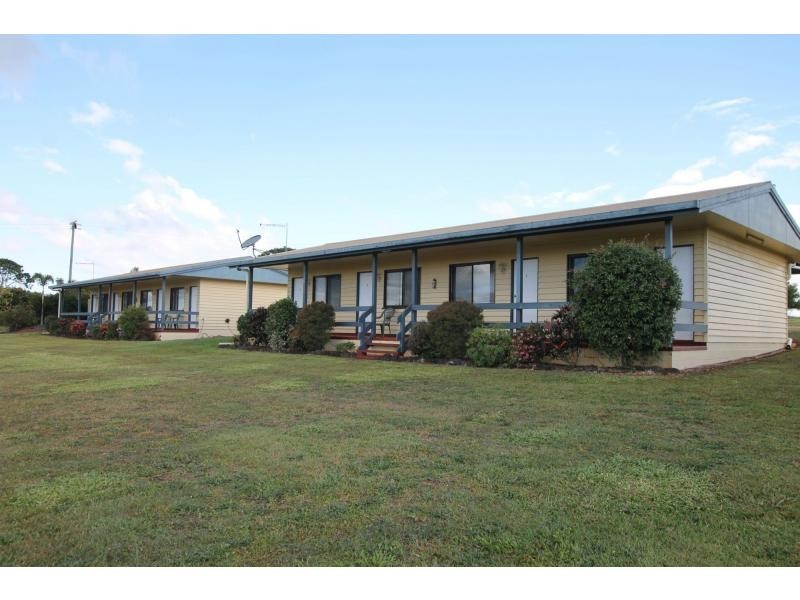 Lake Eacham QLD 4884