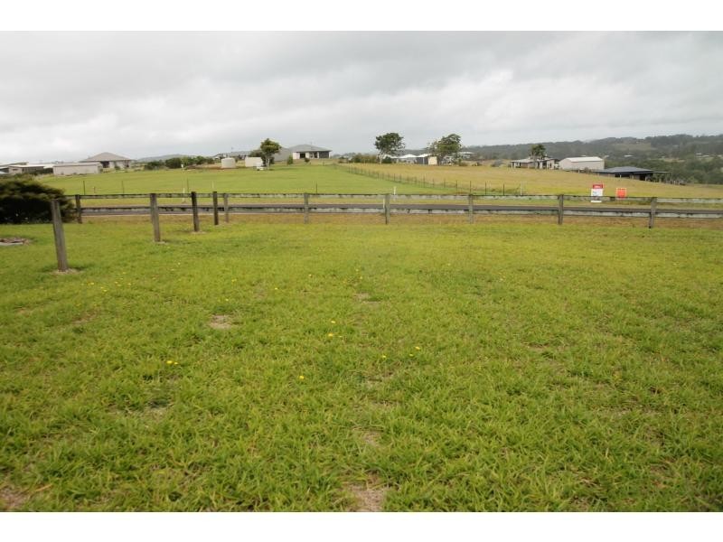 121 Emerson Road, Peeramon QLD 4885