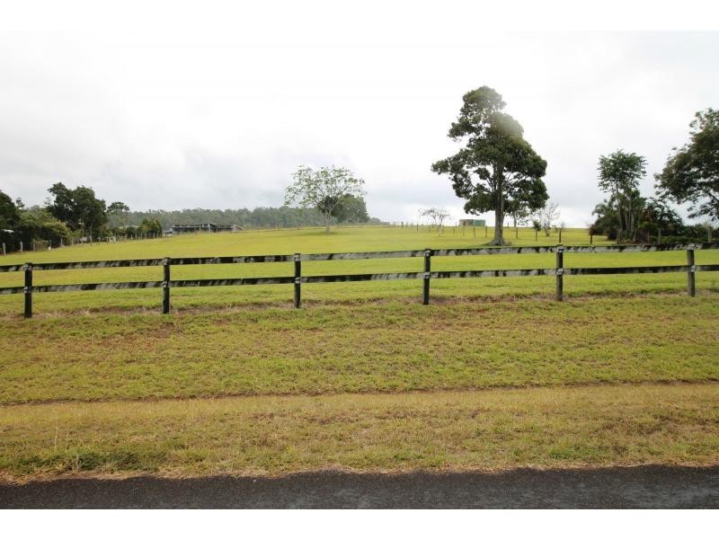 121 Emerson Road, Peeramon QLD 4885