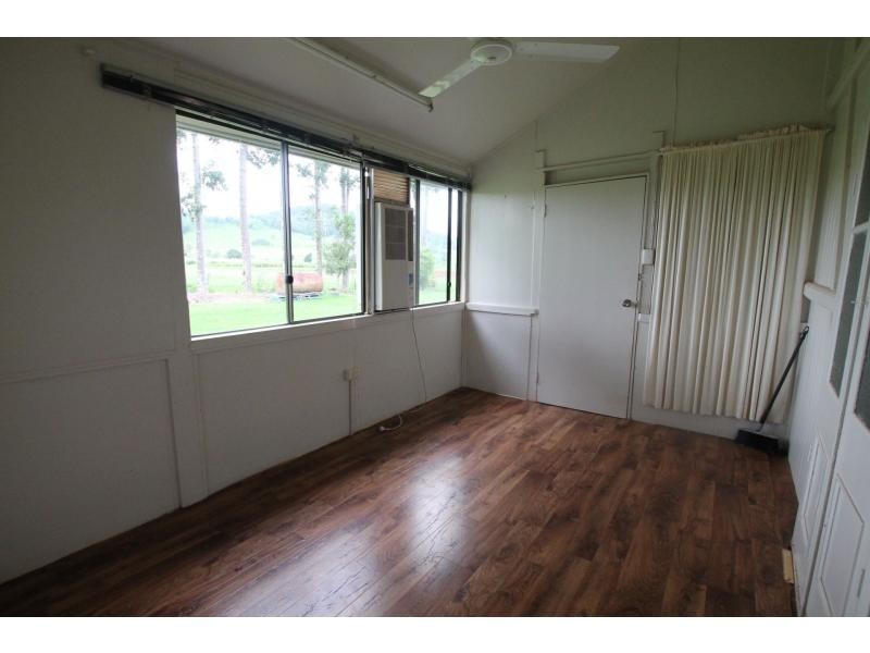 Yungaburra QLD 4884
