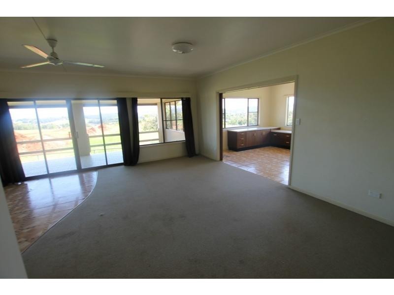 Yungaburra QLD 4884