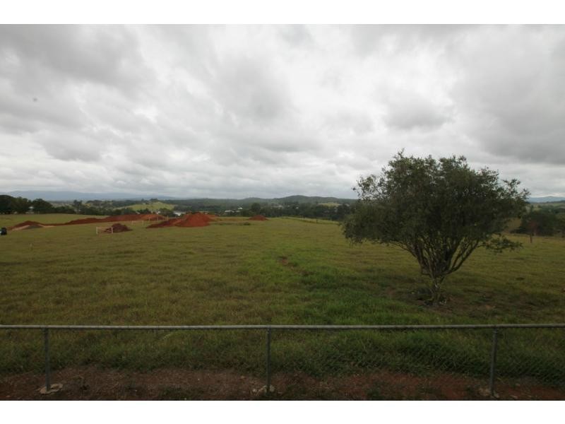 Yungaburra QLD 4884