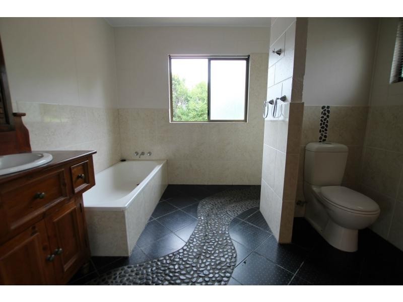 Yungaburra QLD 4884