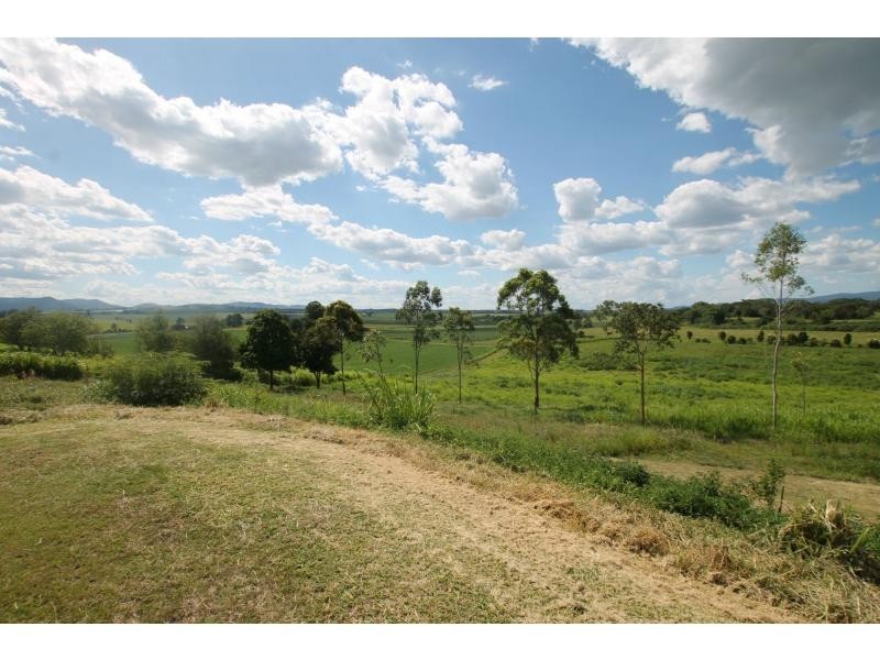 Yungaburra QLD 4884