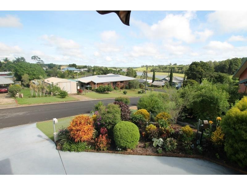 Yungaburra QLD 4884