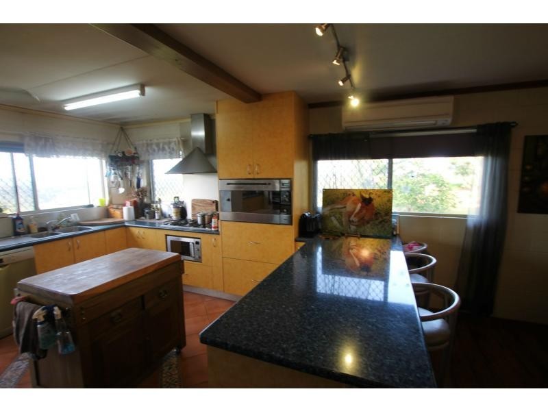 Lake Eacham QLD 4884