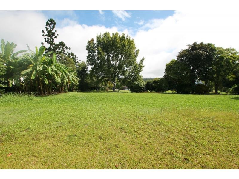 5 Elm Street, Yungaburra QLD 4884