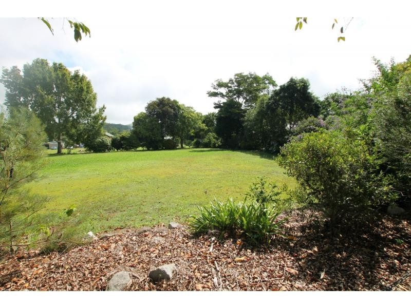 5 Elm Street, Yungaburra QLD 4884