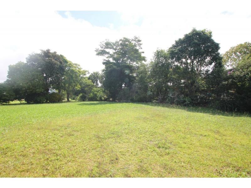 5 Elm Street, Yungaburra QLD 4884