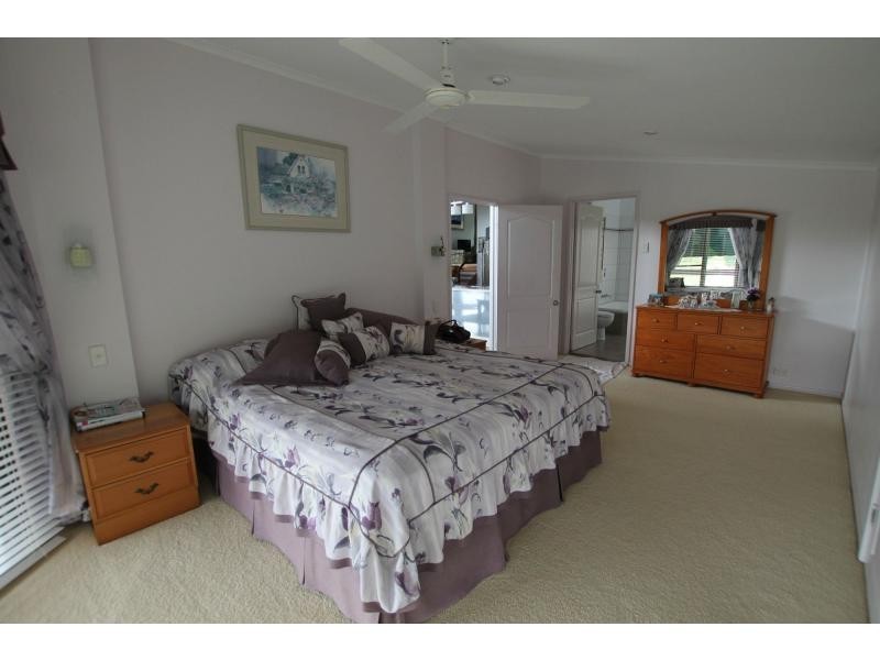 Yungaburra QLD 4884