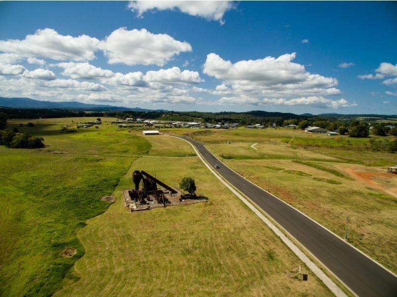 L66 Lawson Street, Yungaburra QLD 4884