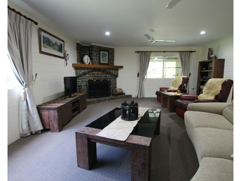 Upper Barron QLD 4883