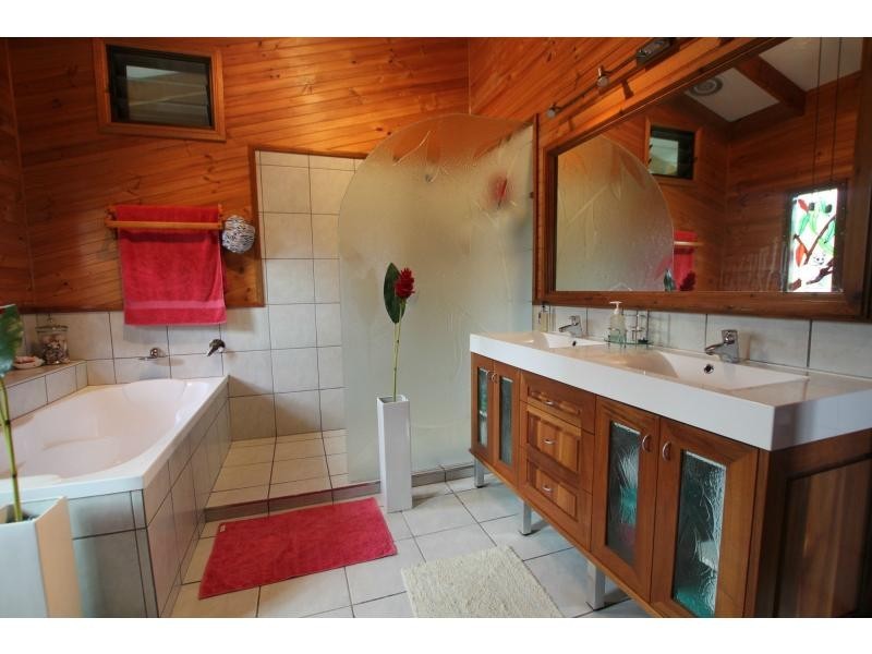 Yungaburra QLD 4884