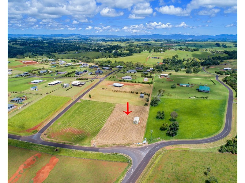 6 Jessica Road St, Yungaburra QLD 4884