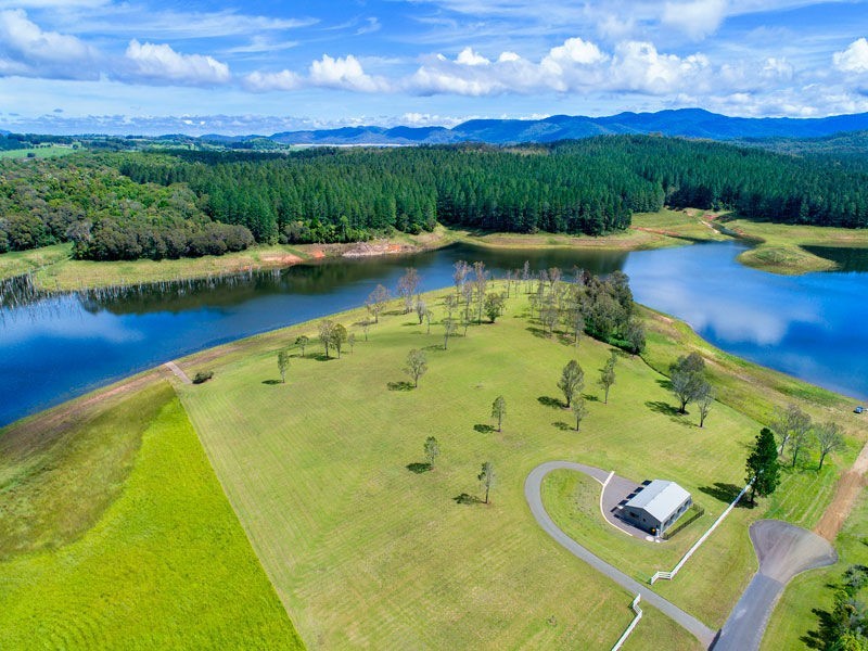 4 Bruce Road, Yungaburra QLD 4884