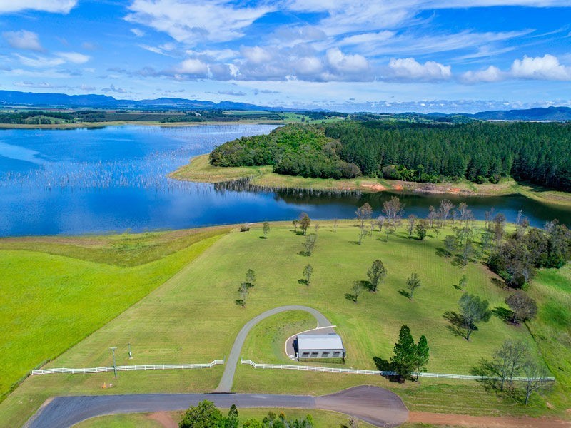 4 Bruce Road, Yungaburra QLD 4884
