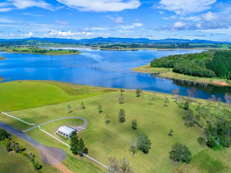 4 Bruce Road, Yungaburra QLD 4884