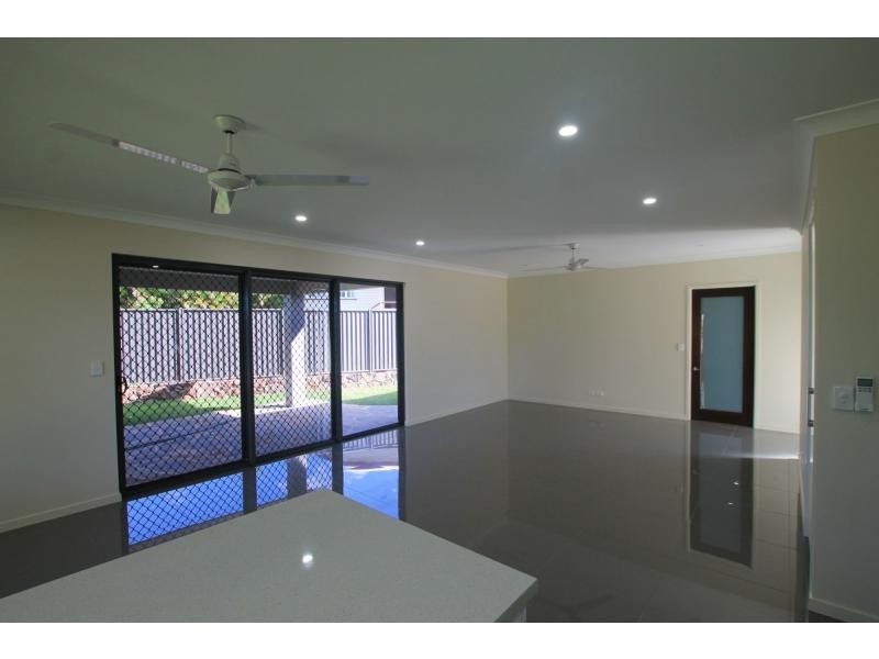 Yungaburra QLD 4884