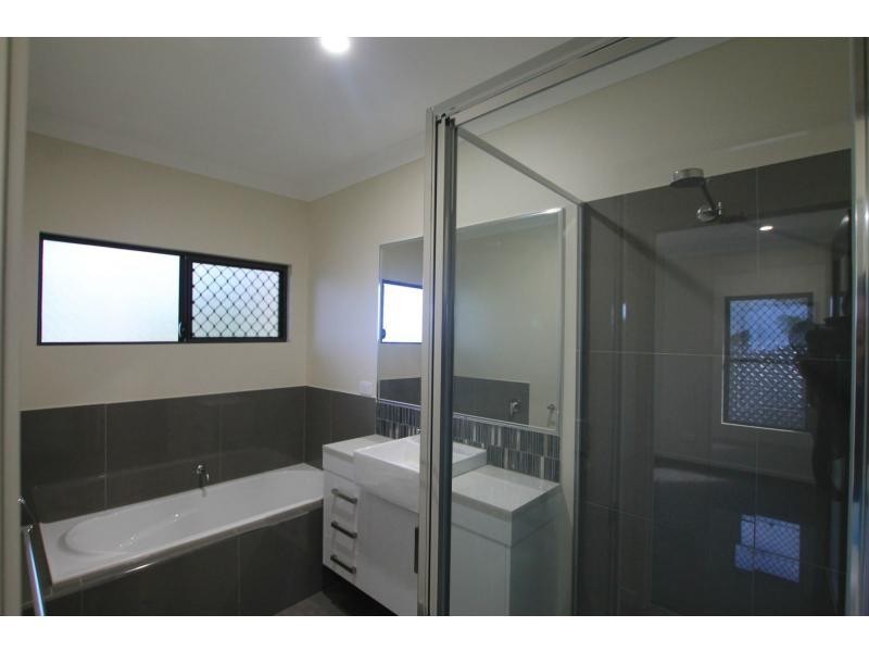 Yungaburra QLD 4884
