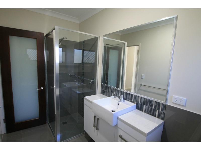Yungaburra QLD 4884