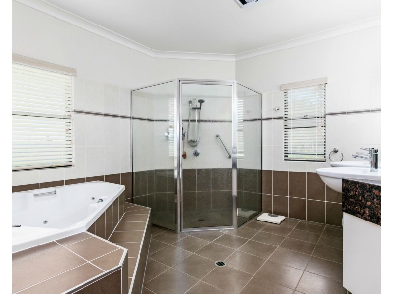 Yungaburra QLD 4884