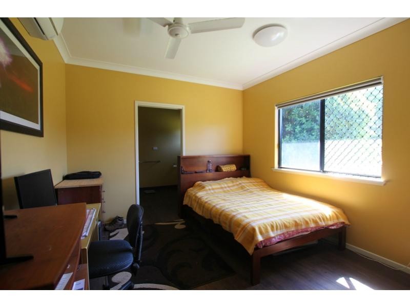 Lake Eacham QLD 4884
