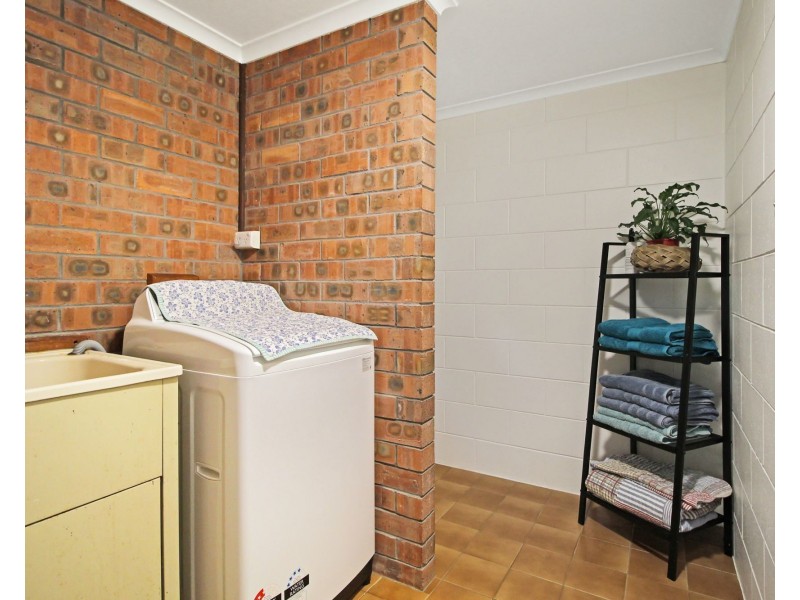 Lake Eacham QLD 4884