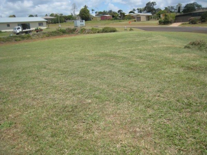42 Bernard Street, Malanda QLD 4885