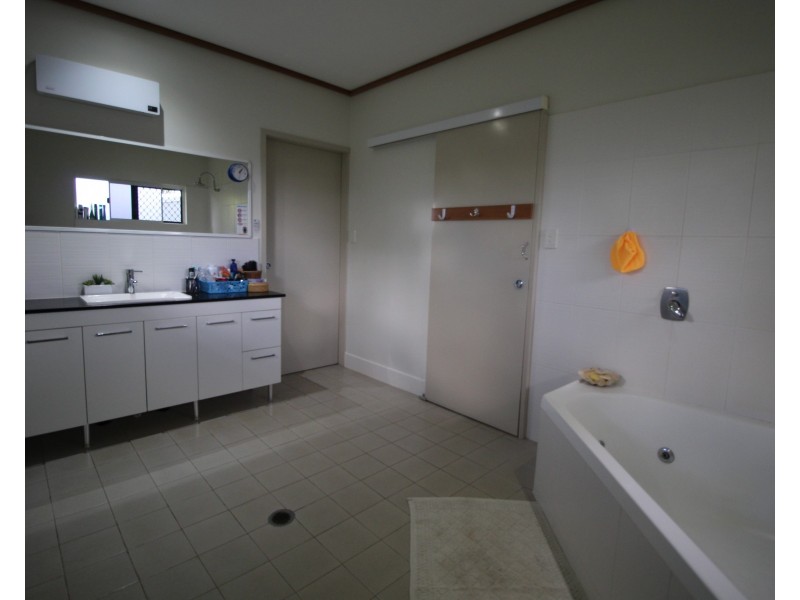 Yungaburra QLD 4884