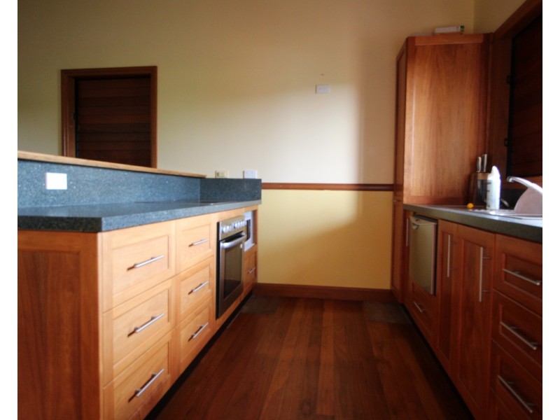 Yungaburra QLD 4884